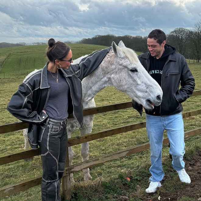 E! Online (US) - Top Stories